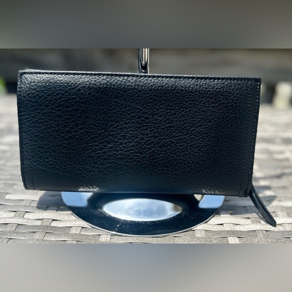 Jessica Simpson Frankie Black Leather Double Compartment Long Wallet LIKE NEW! - Picture 2 of 9